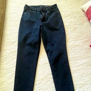 Old Navy tall high waisted jeans. Size 12. Washed but never worn!